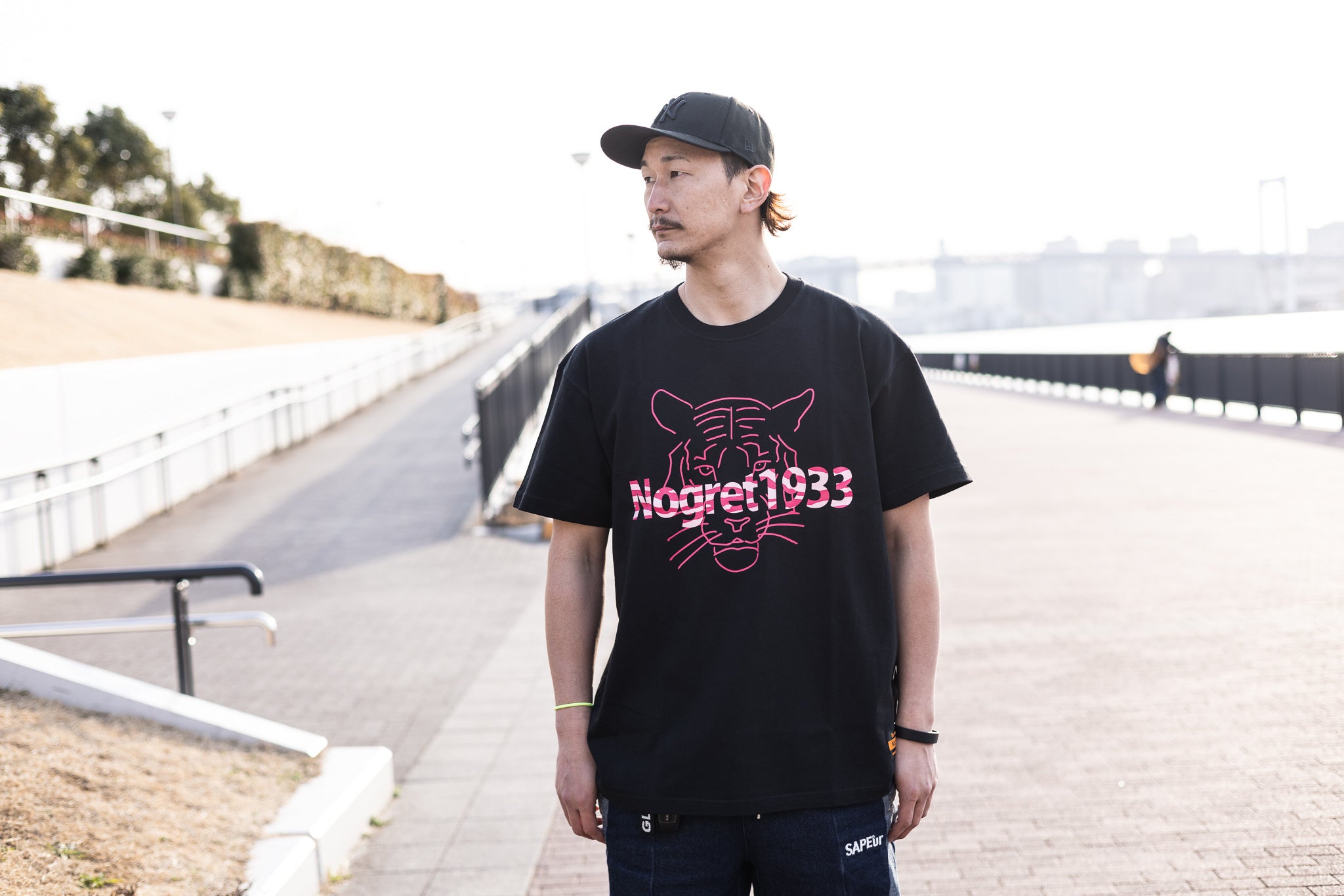 【SALE対象品】T-shirt model TIGER(BLACK/PINK)